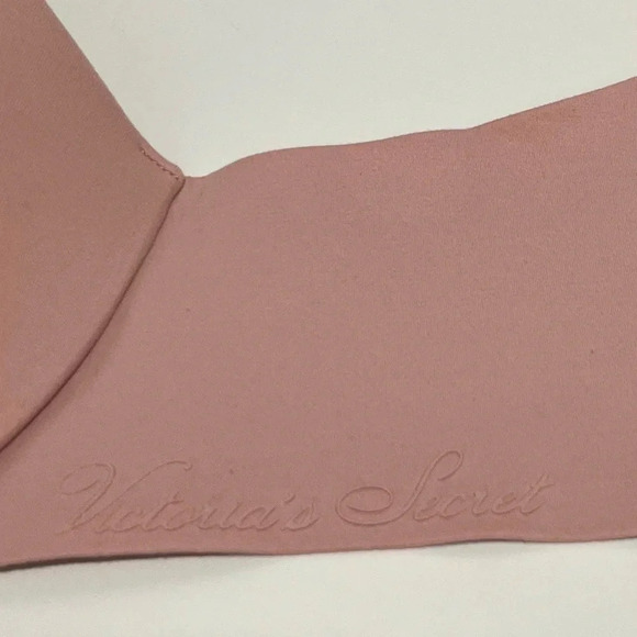 Victoria’ Secret Incredible blush Bra lightly lined Size 32 D NWT womens - Picture 4 of 8